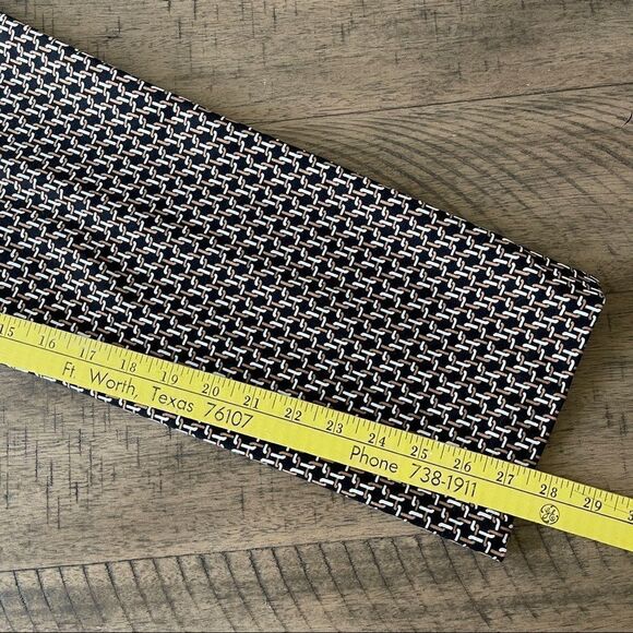 Chico's Black Tan and White Basketweave/Geometric Pattern Ankle‎ Crop Pants - 2 - Picture 9 of 11